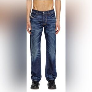 DIESEL MENS LARKEE REG STRAIGHT JEAN DARK WASH 0073N SIZE 36 x 32 BUTTON FLY